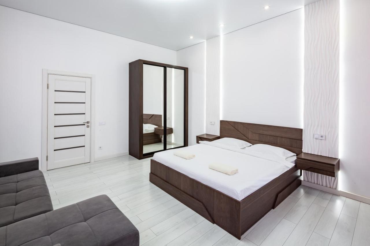 Romari Апартаменти Куліша 41 Lviv Eksteriør bilde